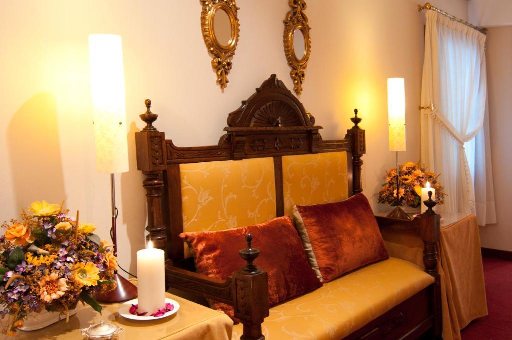 Hotel Restaurante Casa Zanito Olite Kültér fotó
